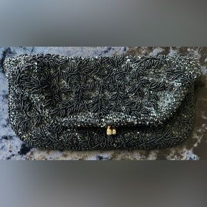 Vintage La Regale Floral Beaded Fold Over Clutch Purse Bag